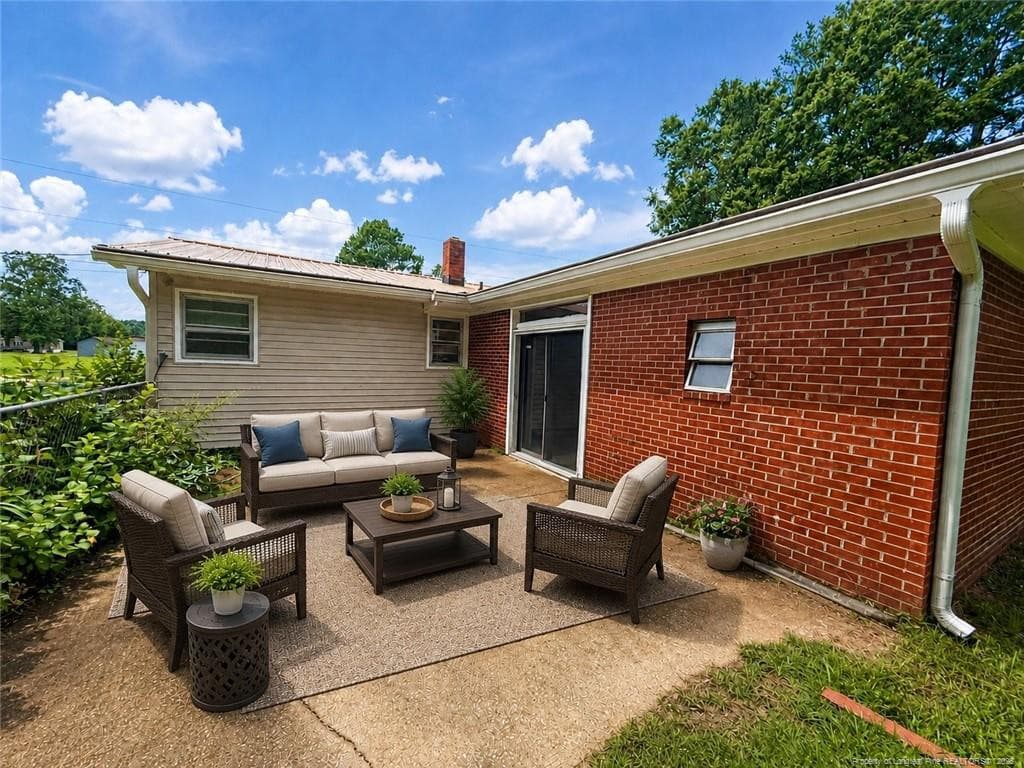 virtually staged - 2133 Al Ray Road, Fayetteville, NC 28312, Fayetteville