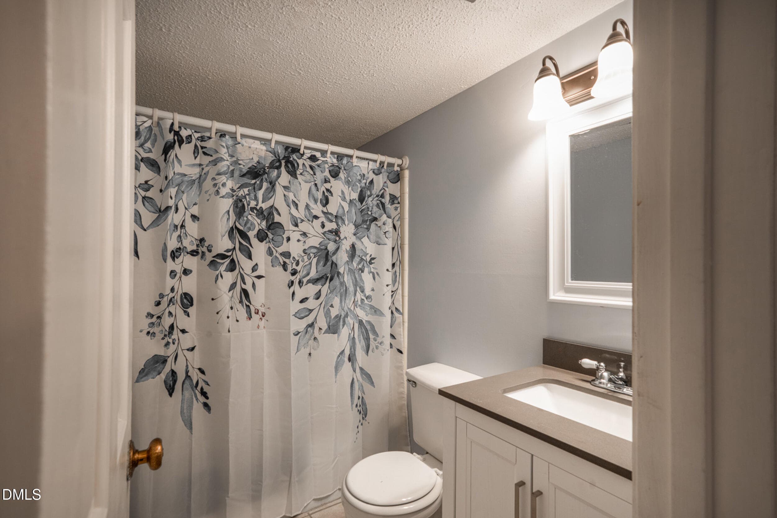 23_Lower_Level_Full_Bath - 1008 E Millbrook Road, Raleigh, NC 27609, Raleigh