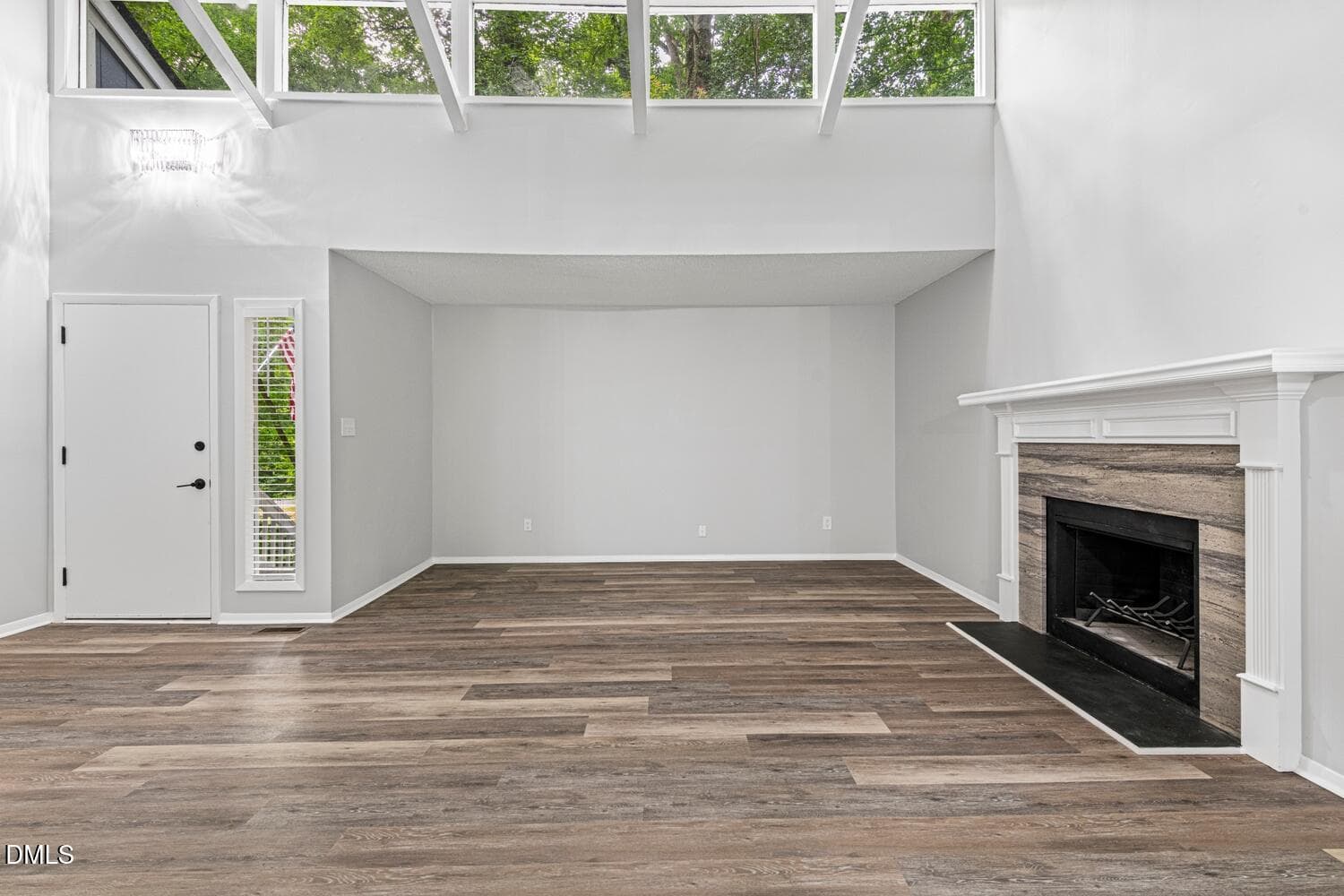 Living Room - 70 Willow Way, Chapel Hill, NC 27516, Chapel Hill