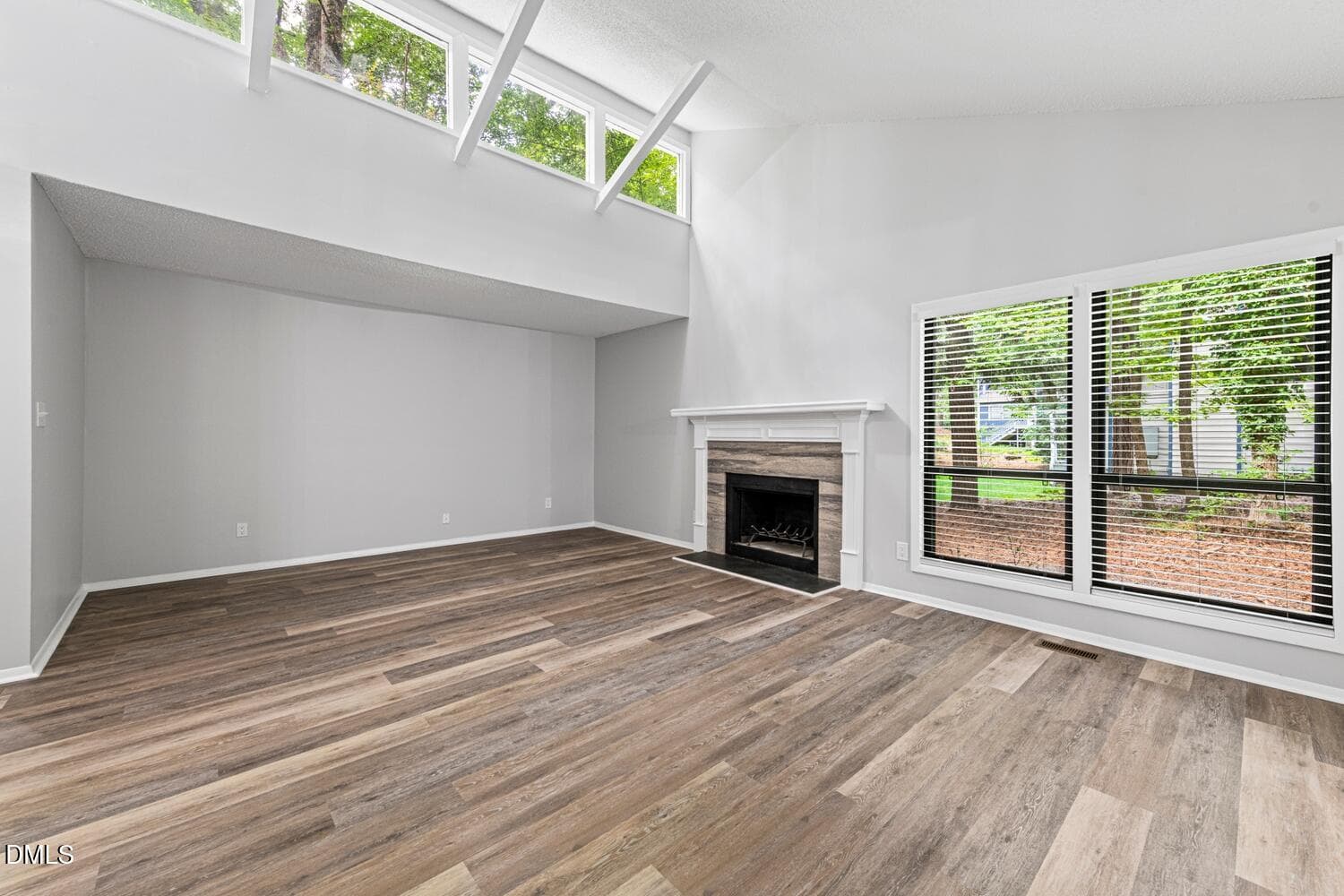 Living Room - 70 Willow Way, Chapel Hill, NC 27516, Chapel Hill