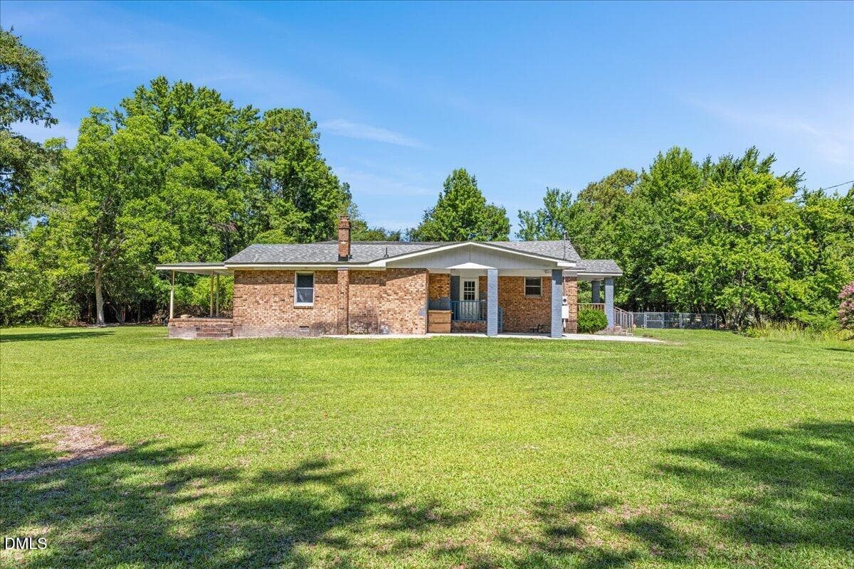 38-1330 E Hanrahan Rd - 1330 E Hanrahan Road, Ayden, NC 28513, Ayden