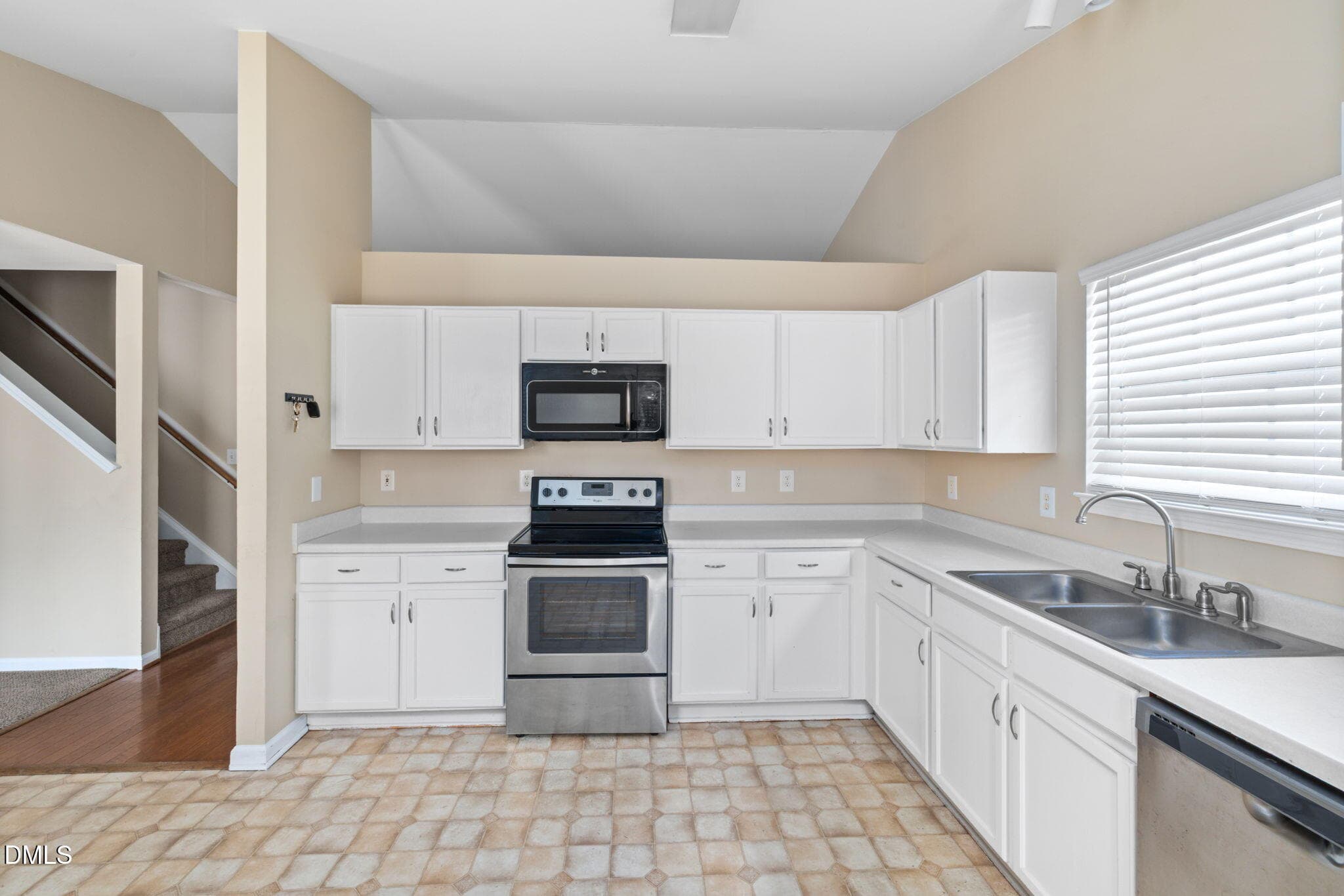 13-web-or-mls-DX3A5756 - 1524 Clover Ridge Court, Raleigh, NC 27610, Raleigh