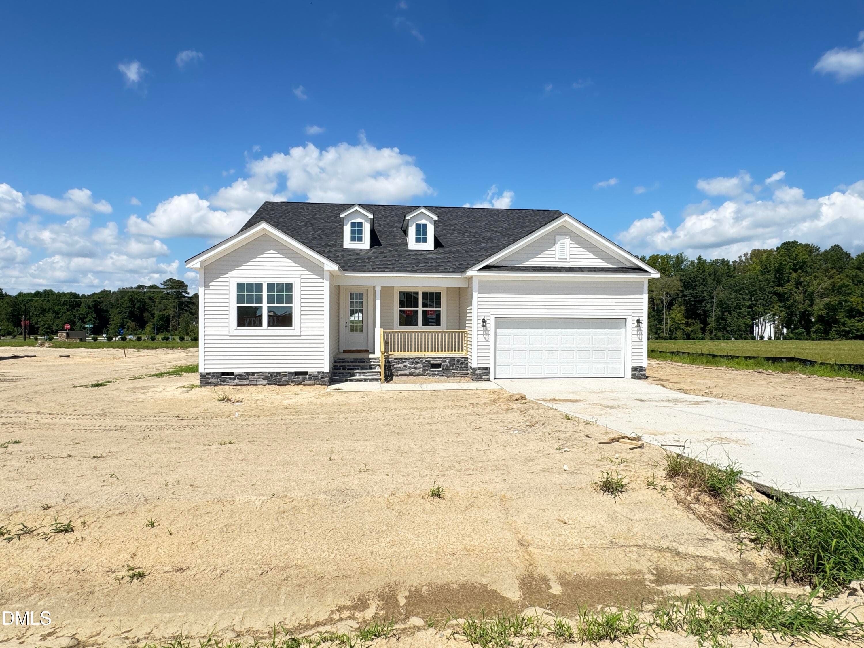 35 Windward Place, Lillington, NC 27546