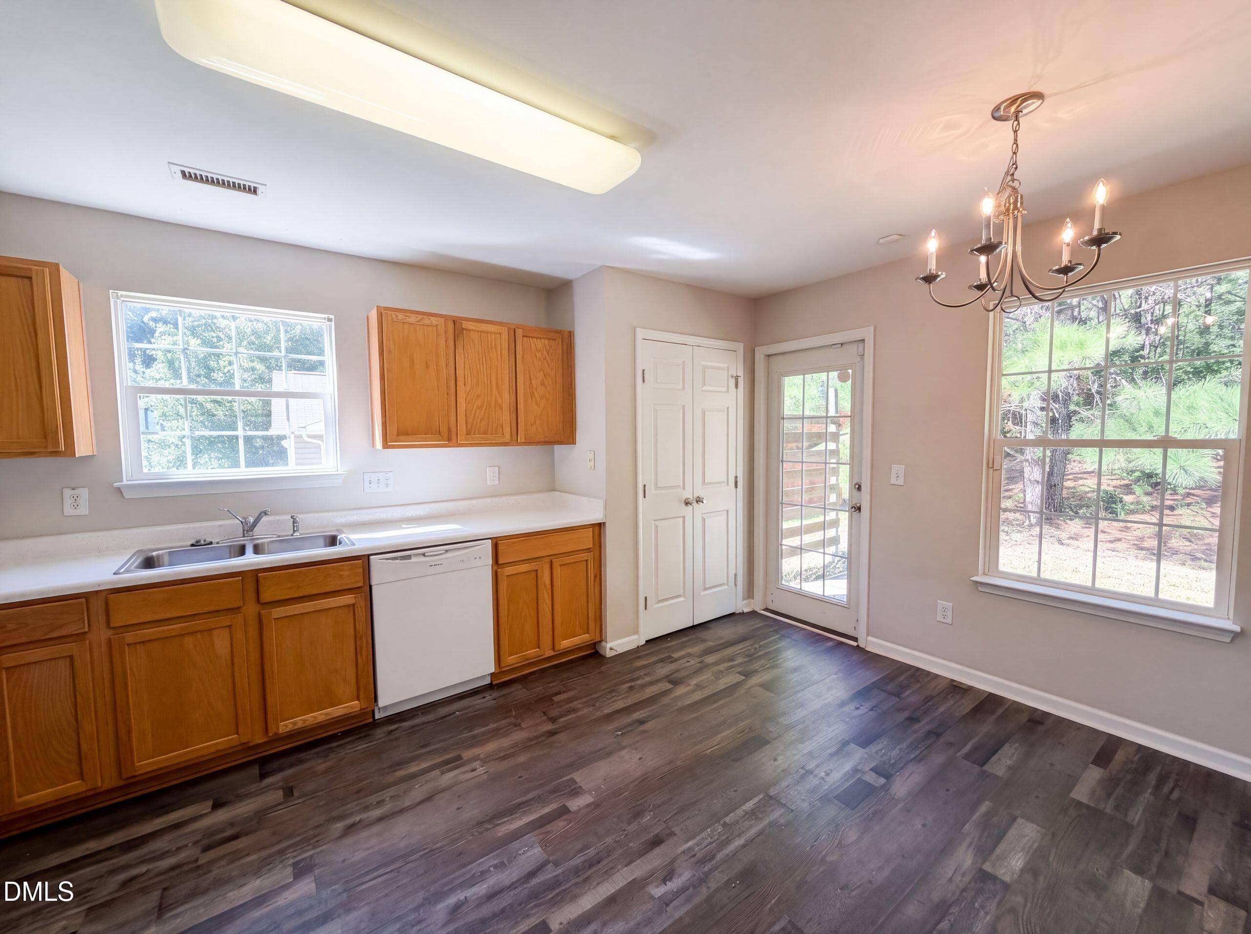 listing_6 - 6 Crimson Clover Court, Durham, NC 27704