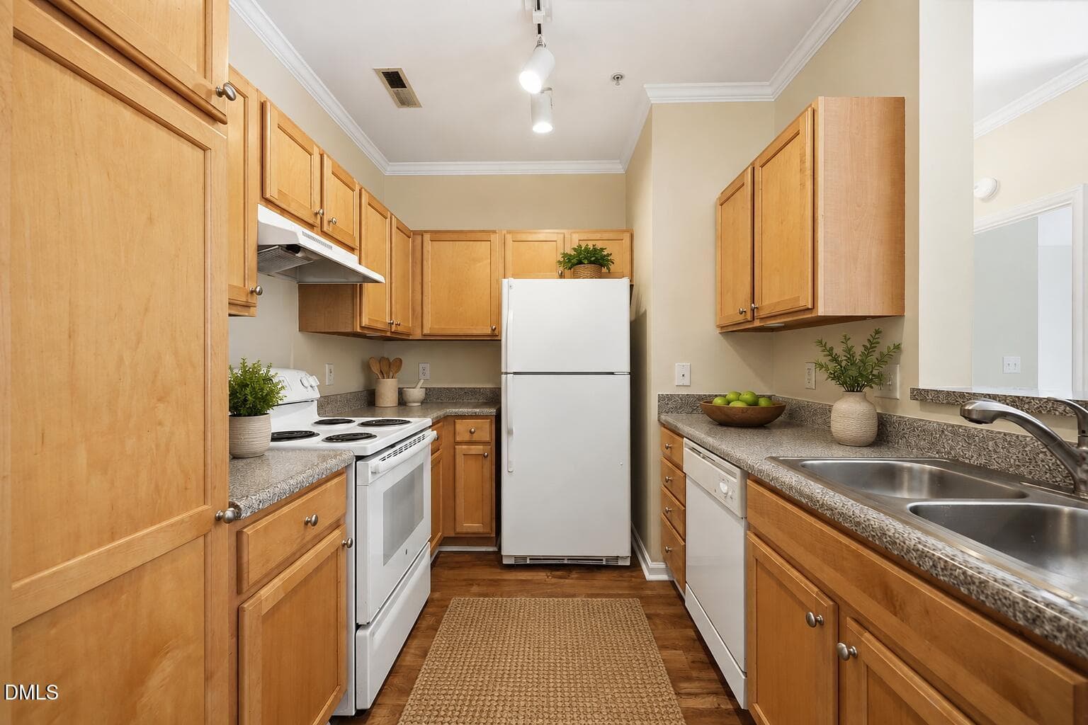 Kitchen - 801 Moratuck Drive 202, Raleigh, NC 27604, Raleigh
