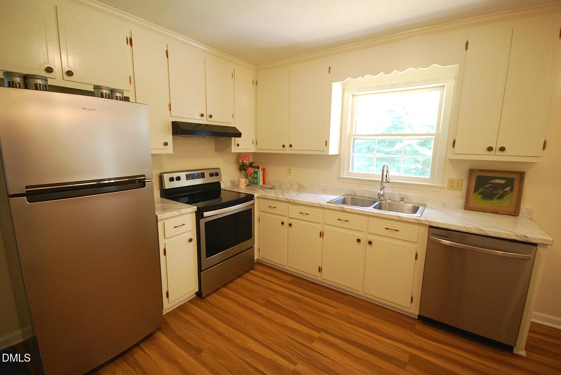 Round2_010 - 316 Chesapeake Avenue, Durham, NC 27712, Durham