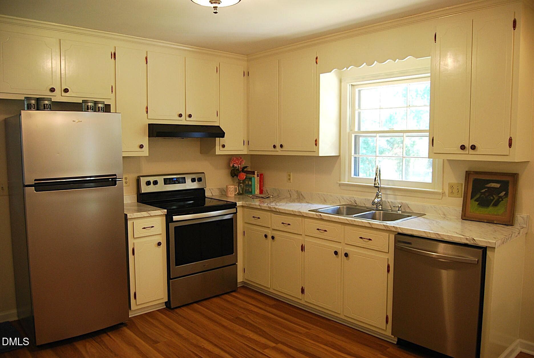 Round2_028 - 316 Chesapeake Avenue, Durham, NC 27712, Durham