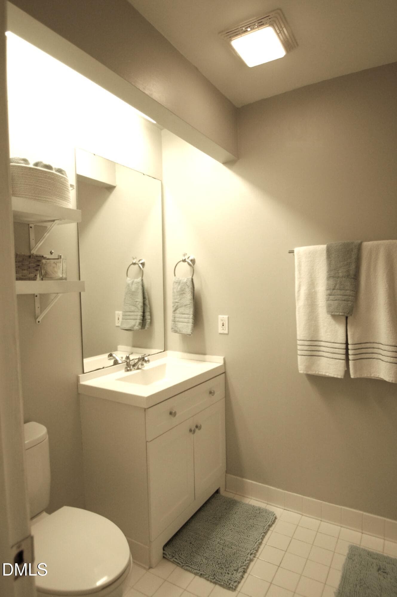 20 Hall Bath - 1434 Sedwick Road, Durham, NC 27713, Durham