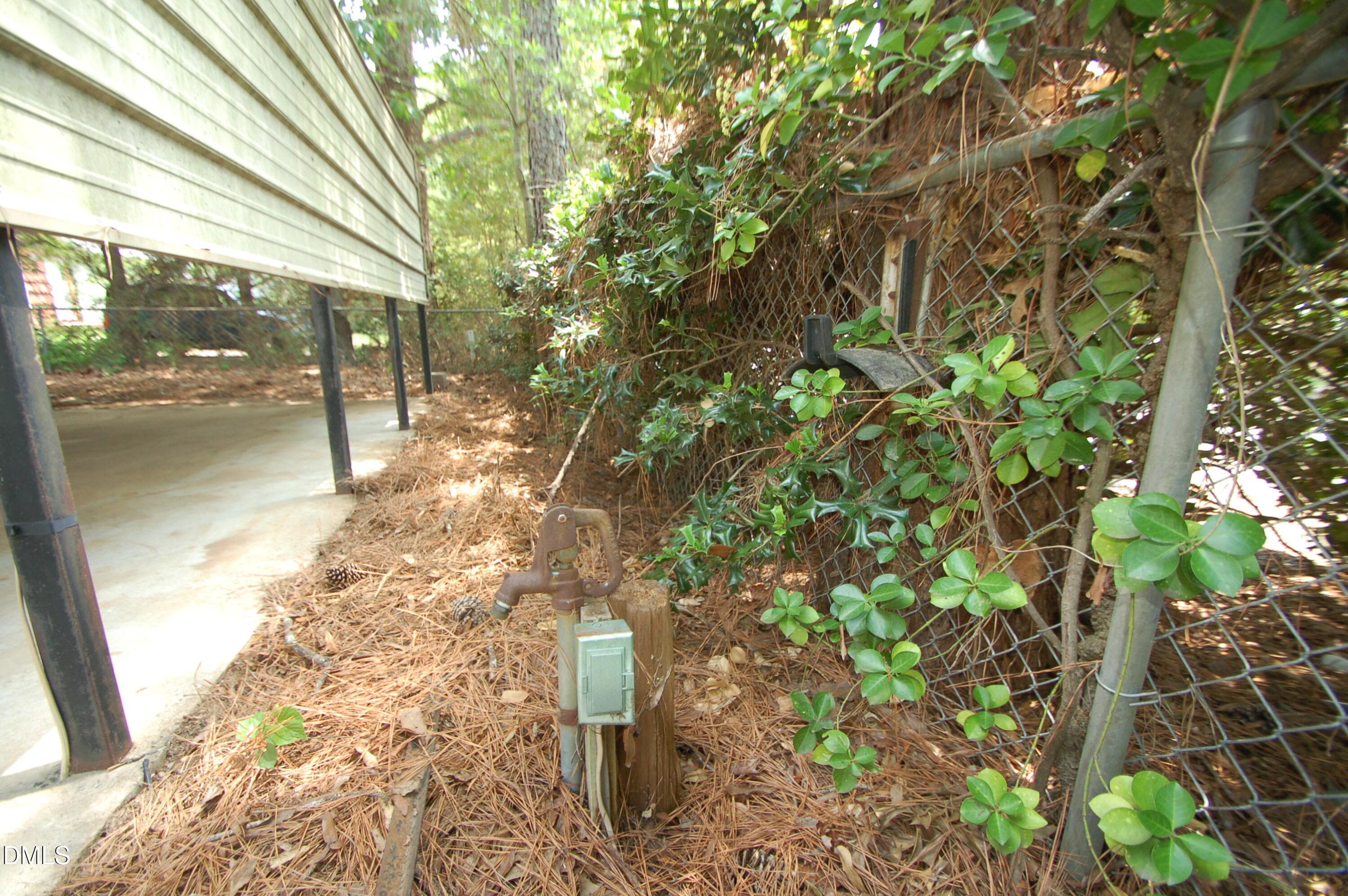 27 Carport 2 - Water, Power - 1434 Sedwick Road, Durham, NC 27713, Durham