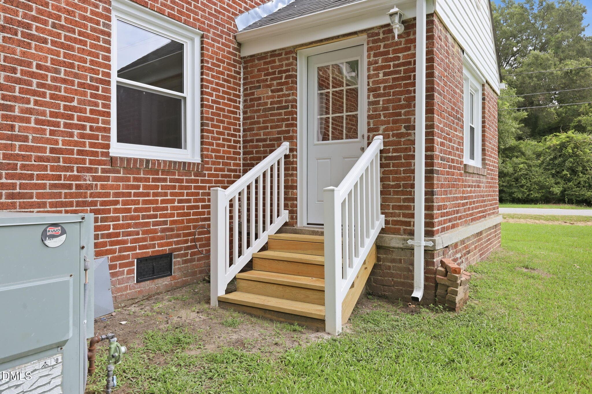 48-web-or-mls-IMG_6465 - 205 Maple Street, Rich Square, NC 27869, Rich Square