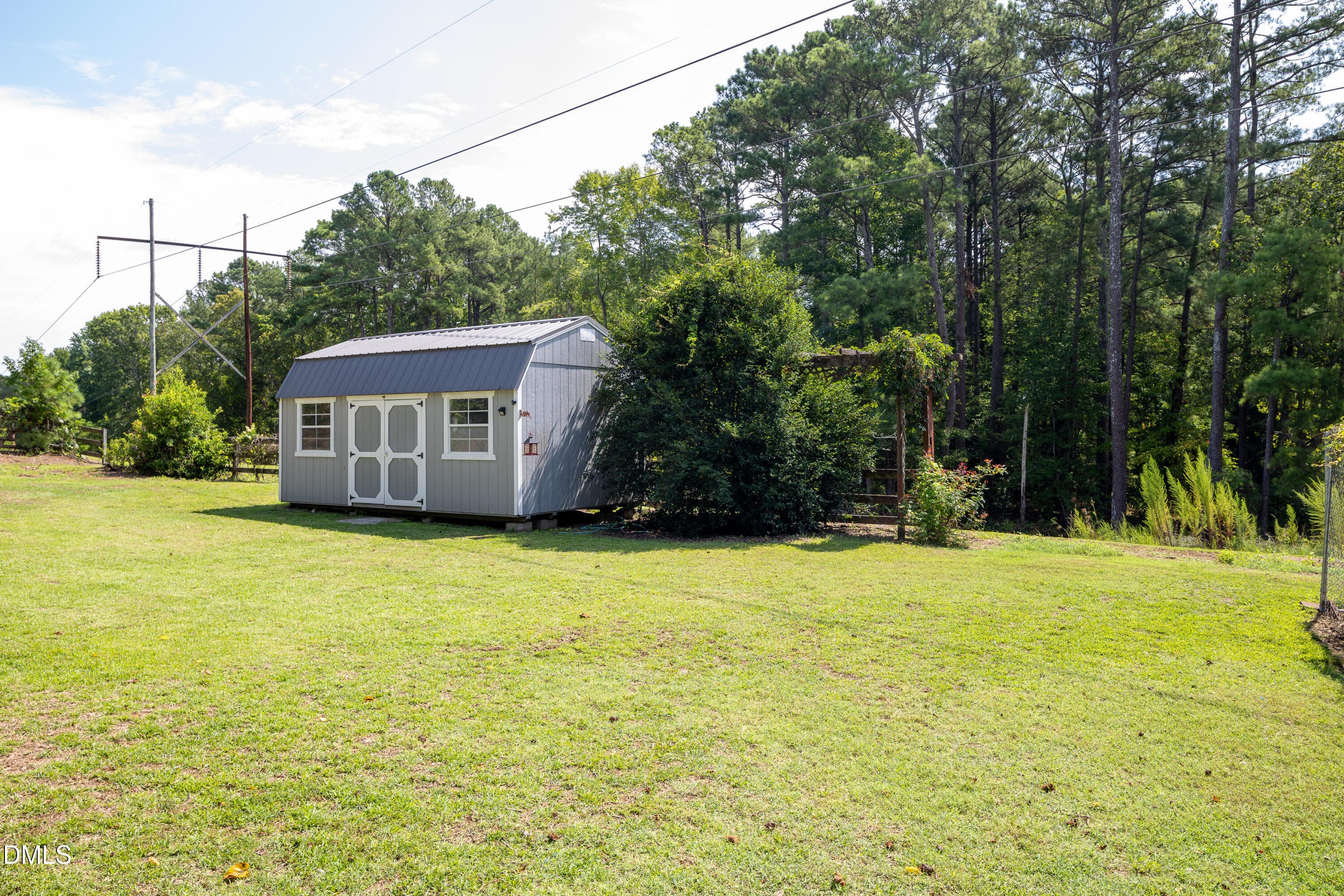2282 NC-5551 - 2282 Nc-55, Coats, NC 27521