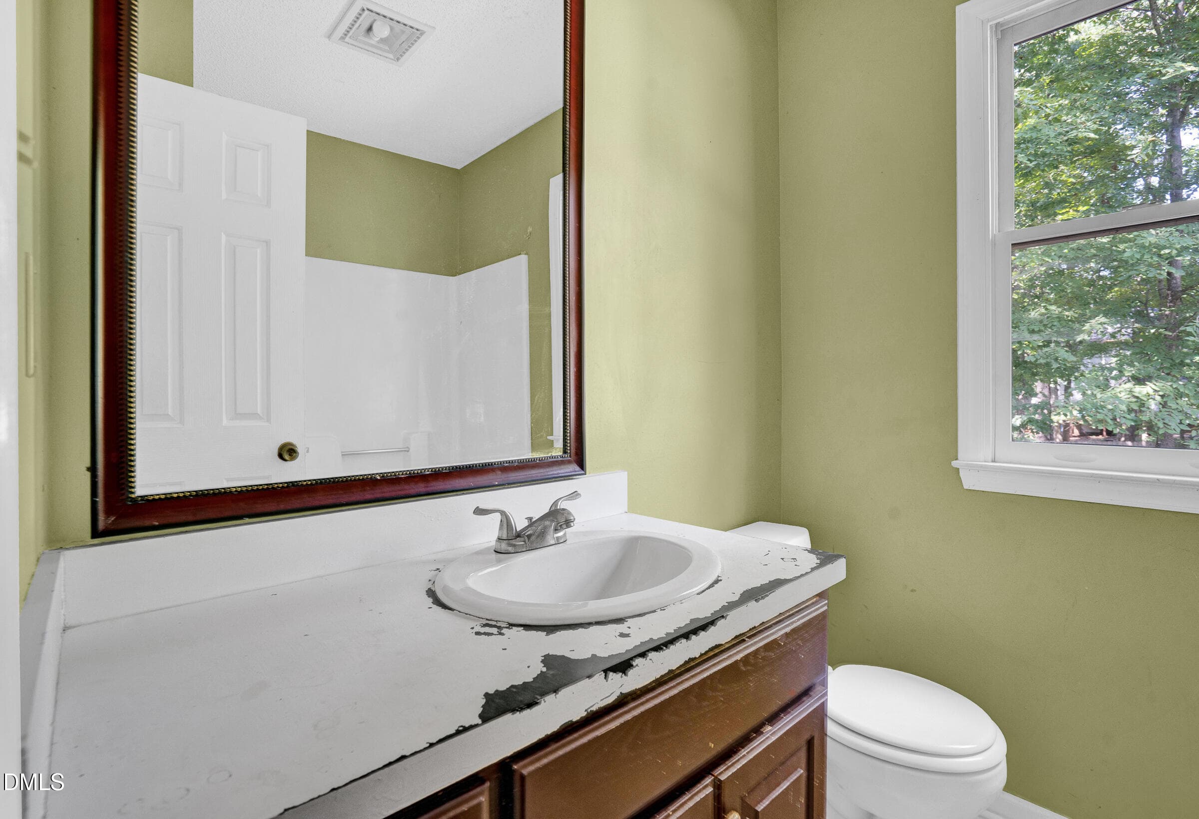 Shared full bath - 13 Warbler Lane, Durham, NC 27712, Durham