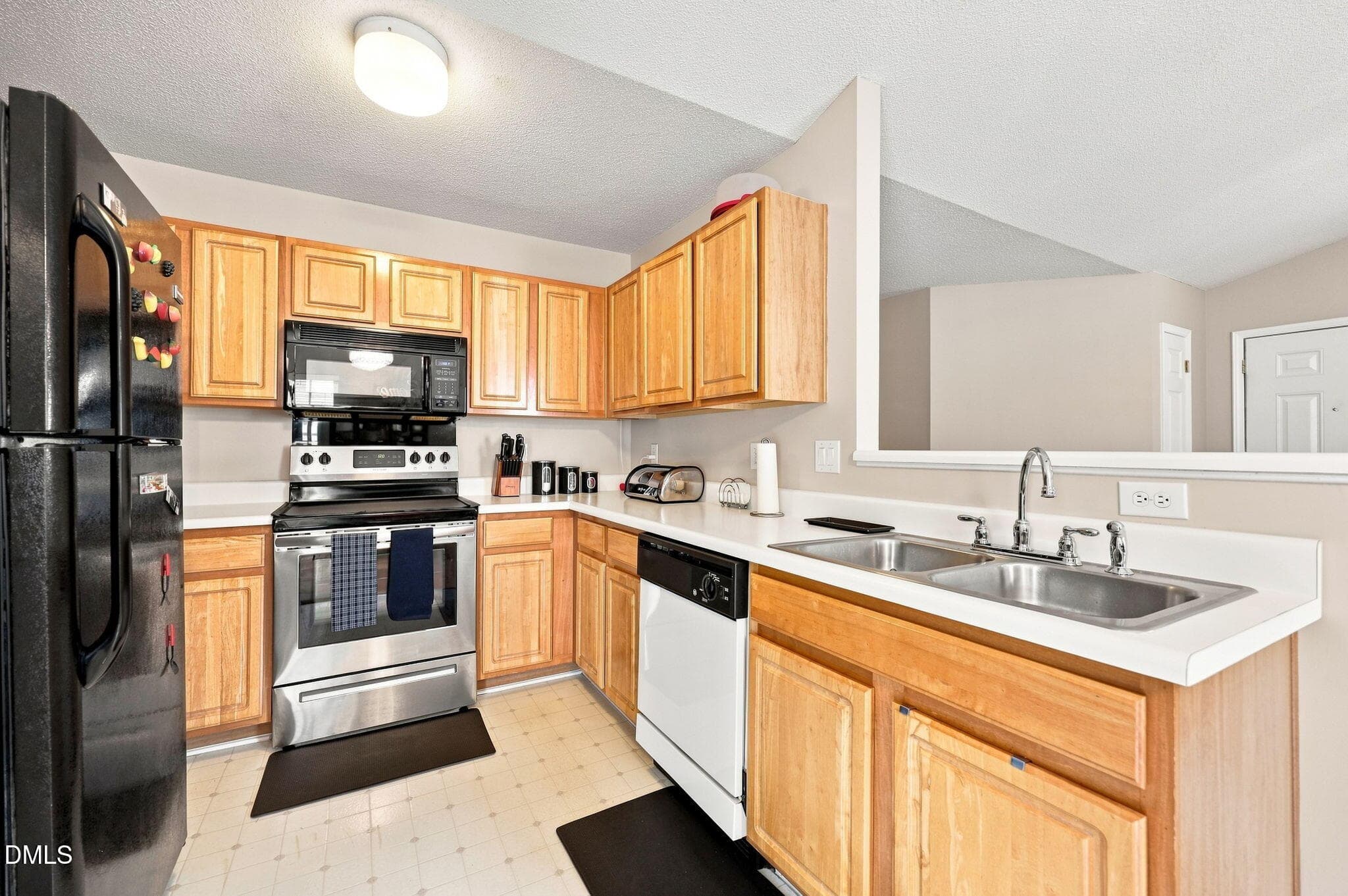 10-web-or-mls-IMG_1742_edit - 713 Quartz Drive, Durham, NC 27703, Durham