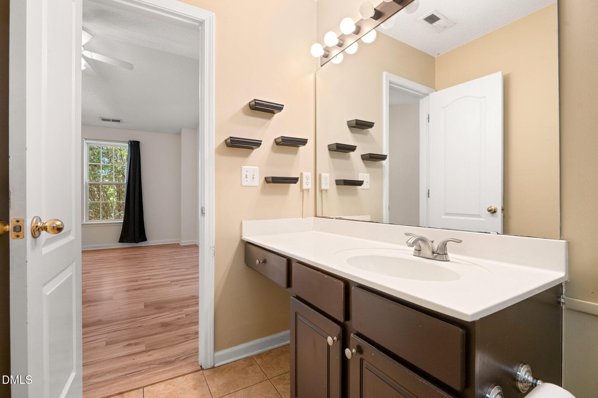 33-DSC_1821 - 5001 Croftwood Drive, Raleigh, NC 27616, Raleigh
