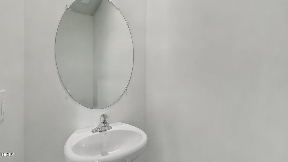 Powder Room - 1112 Coral Bark Road, Durham, NC 27703, Durham