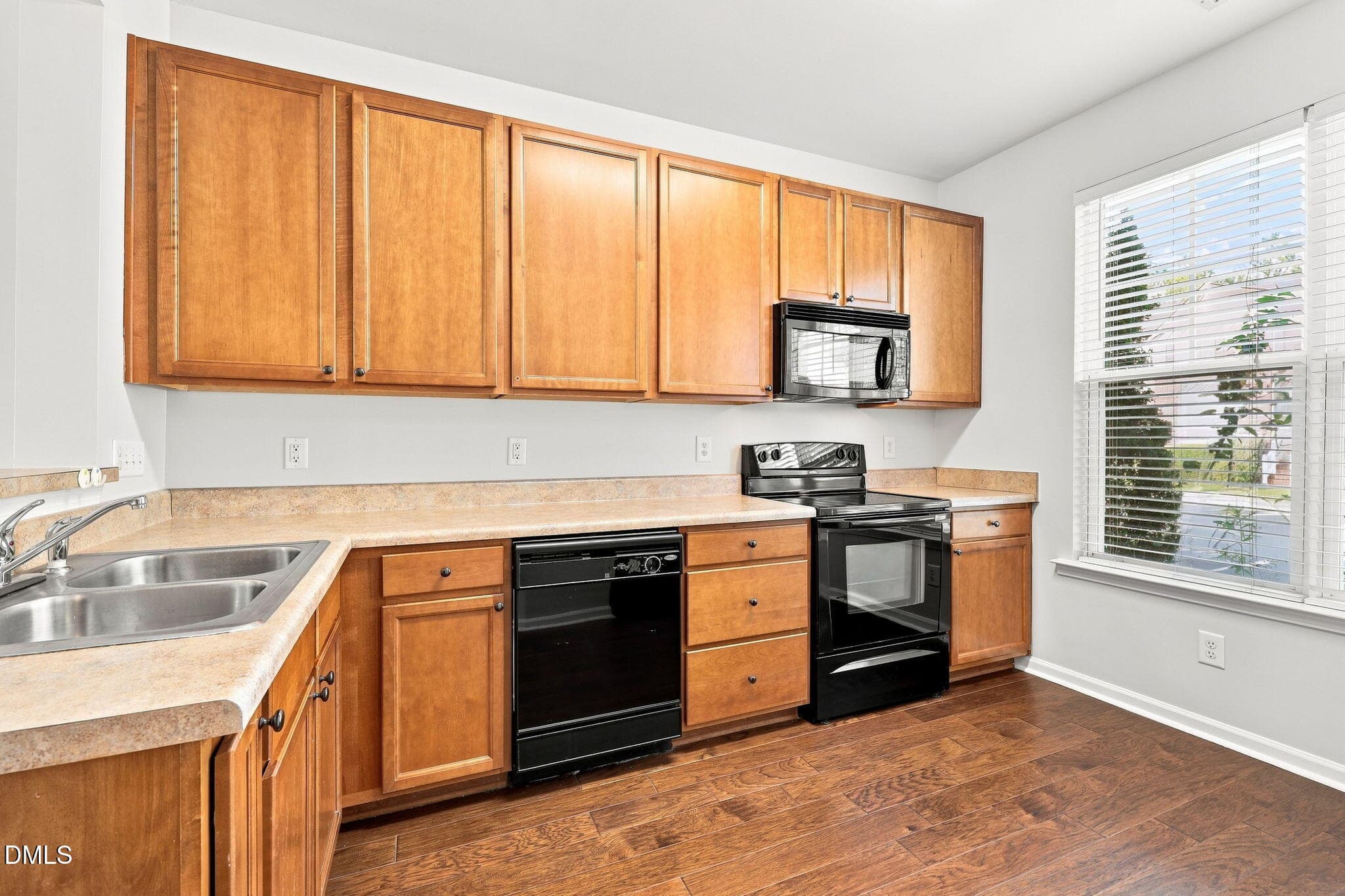 17-web-or-mls-IMG_9750 - 100 Stratford Lakes Drive 127, Durham, NC 27713, Durham