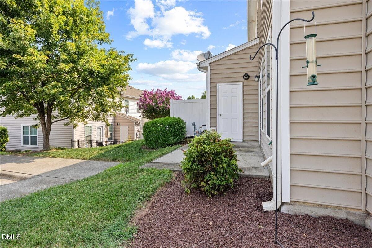 08-2A1A5257 - 422 Provincial Street, Raleigh, NC 27603, Raleigh