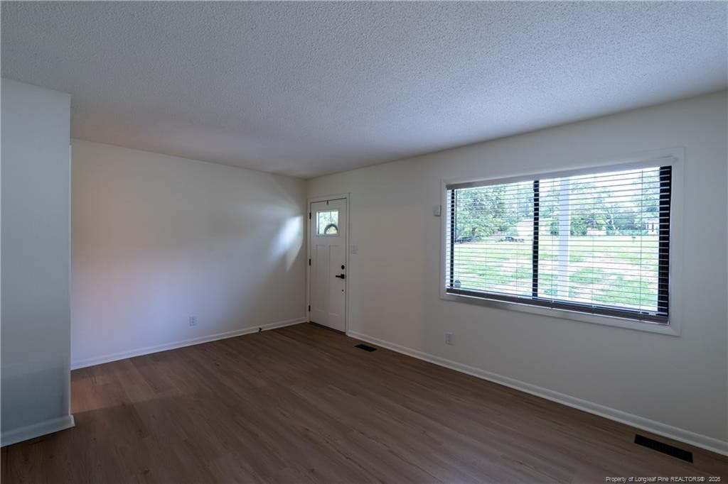 living room - 6603 Radcliff Ct Court, Fayetteville, NC 28311, Fayetteville