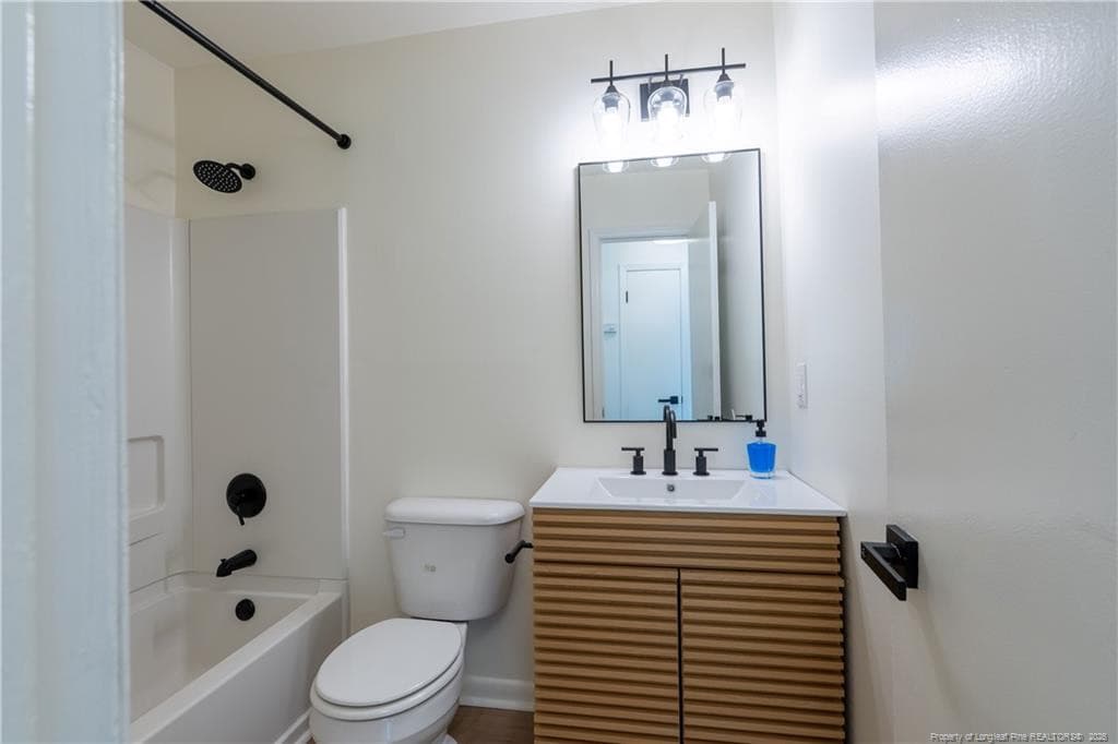 hallway full bath - 6603 Radcliff Ct Court, Fayetteville, NC 28311, Fayetteville