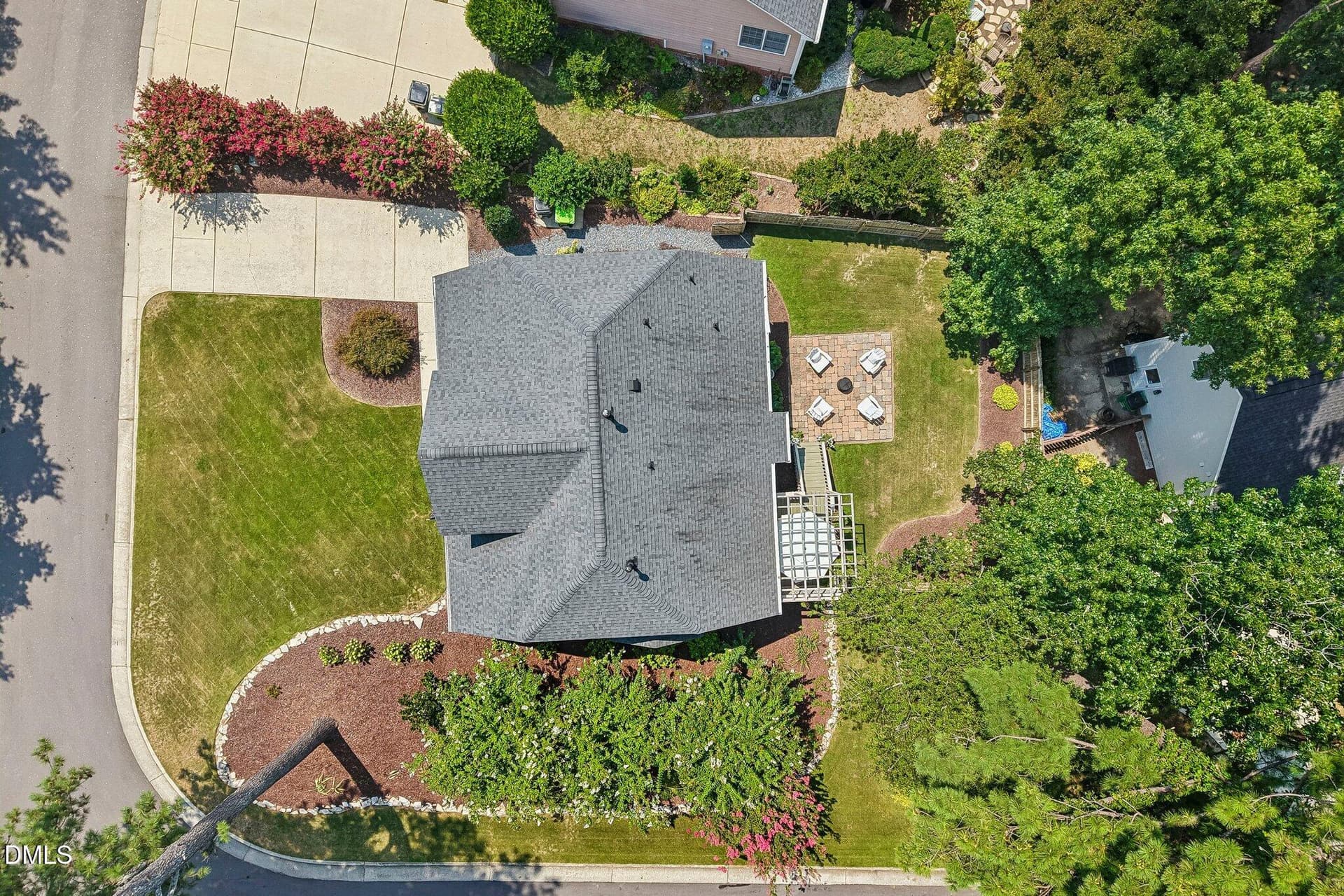 64-web-or-mls-Burnt Pine Ct-S1208-064 - 300 Burnt Pine Court, Apex, NC 27502