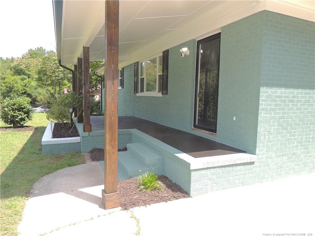 Photo 2 - 2025 Womble Drive, Fayetteville, NC 28306, Fayetteville