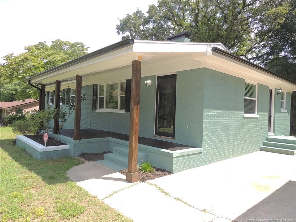 Photo 3 - 2025 Womble Drive, Fayetteville, NC 28306, Fayetteville