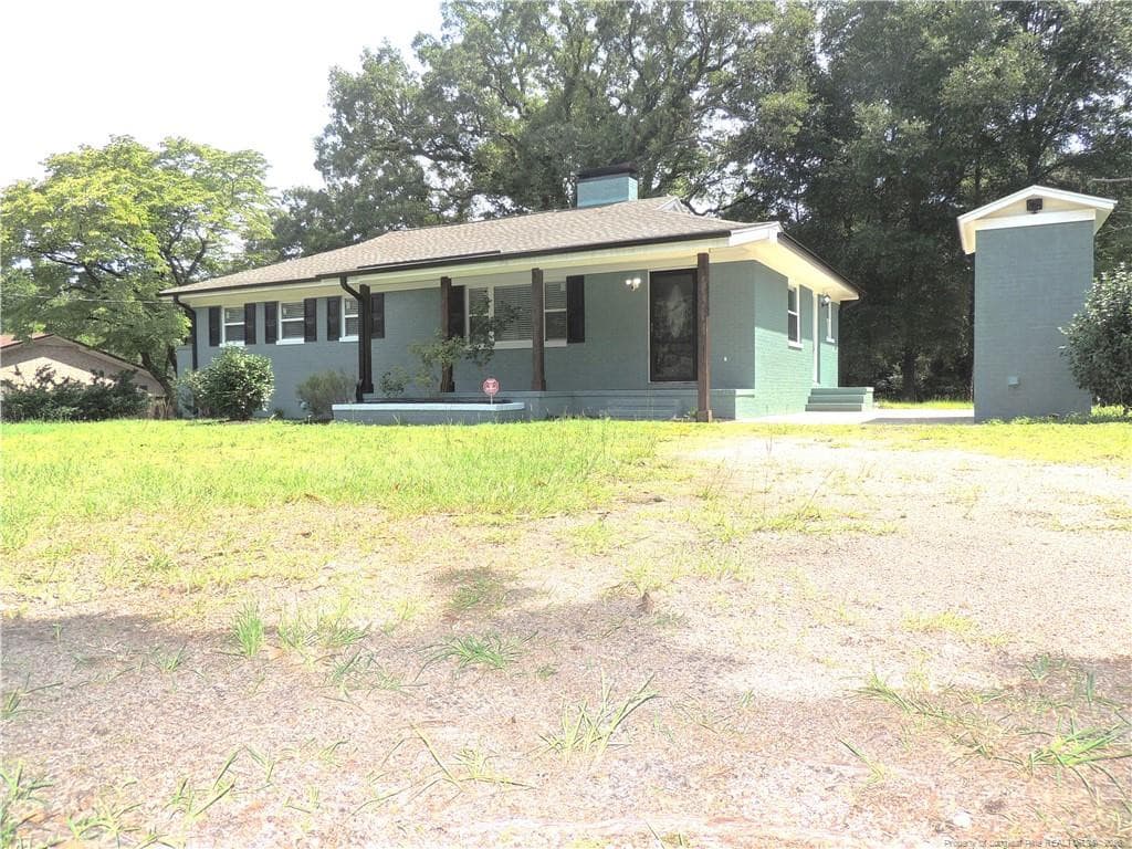 Photo 4 - 2025 Womble Drive, Fayetteville, NC 28306, Fayetteville