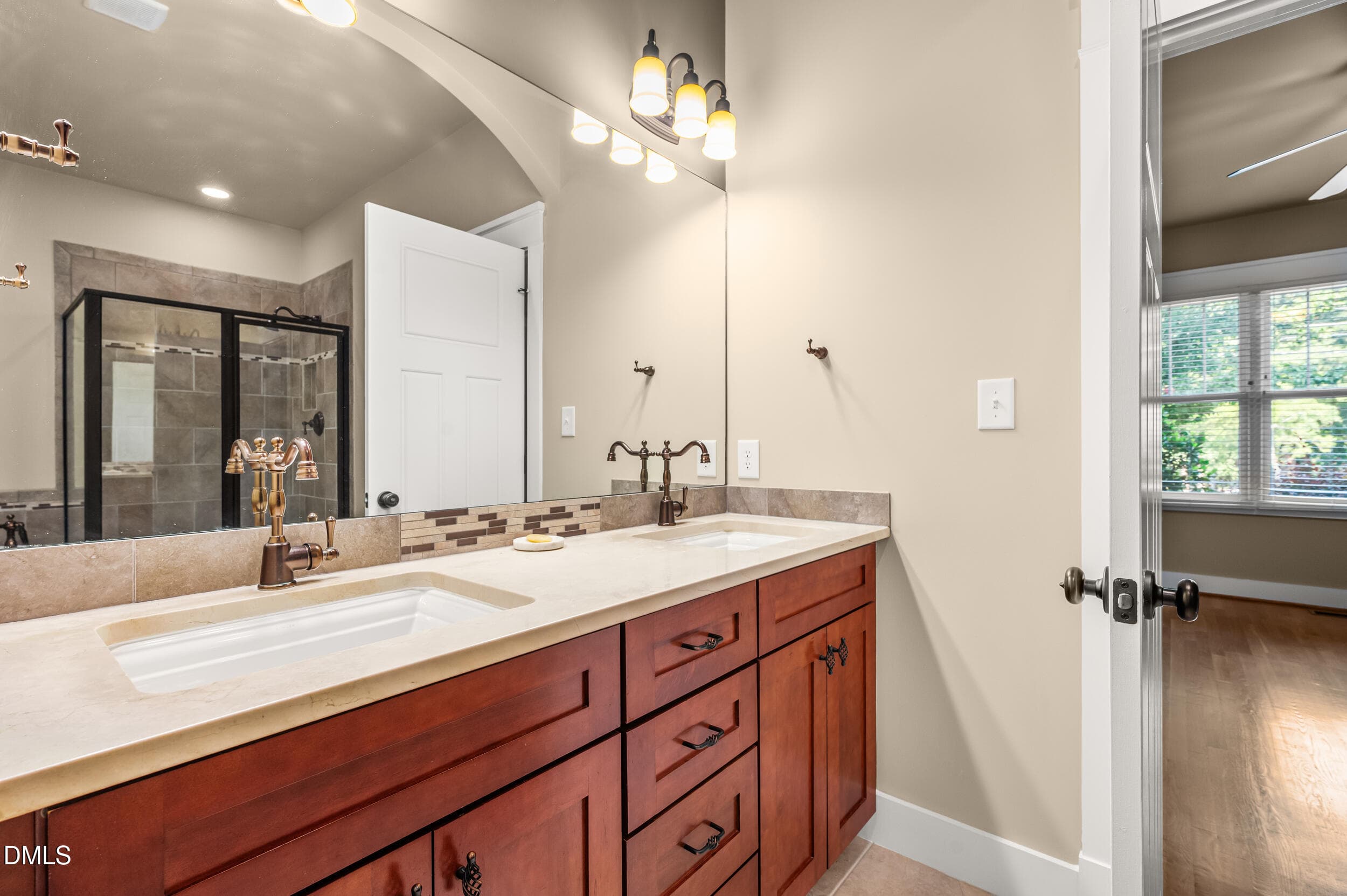 9 - 3817 Sw Durham Drive, Durham, NC 27707, Durham