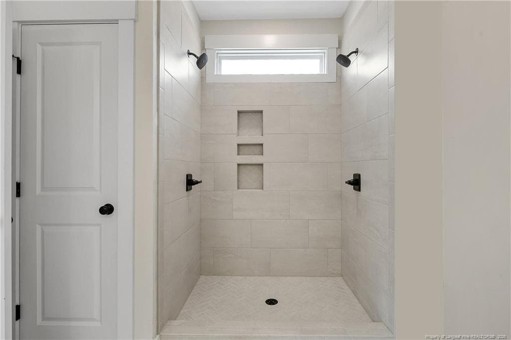 Photo 14 - 1038 White Plains Drive, Fayetteville, NC 28312, Fayetteville