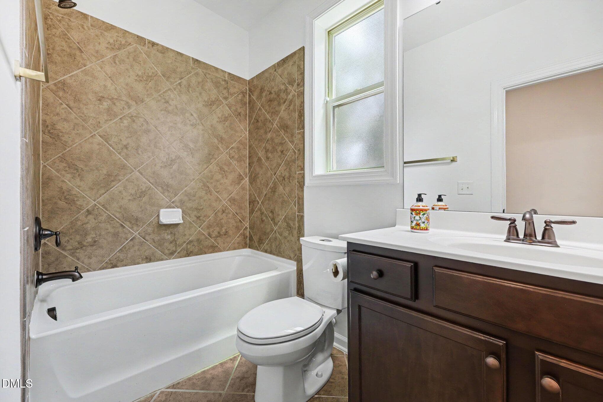 1j9a9081 - 849 Rymark Court, Cary, NC 27513, Cary