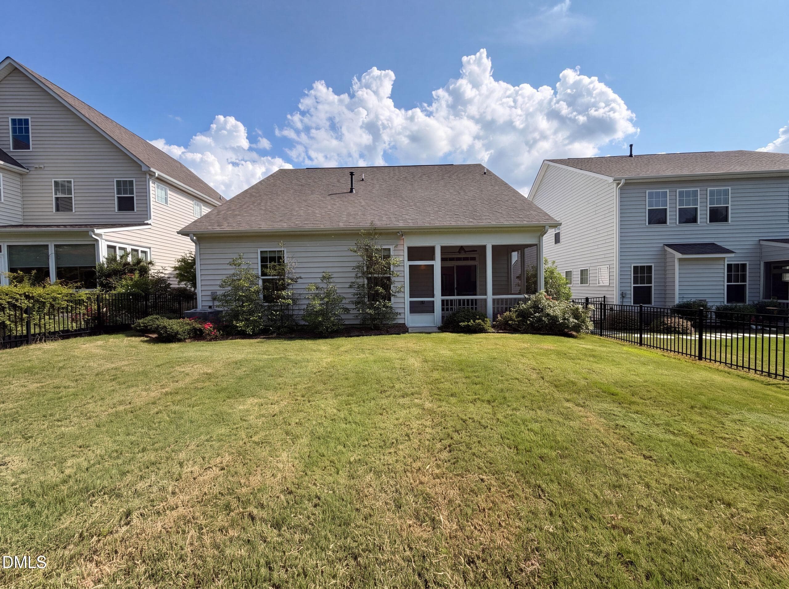 listing_15 - 1337 Farm Pond Trail, Durham, NC 27703, Durham