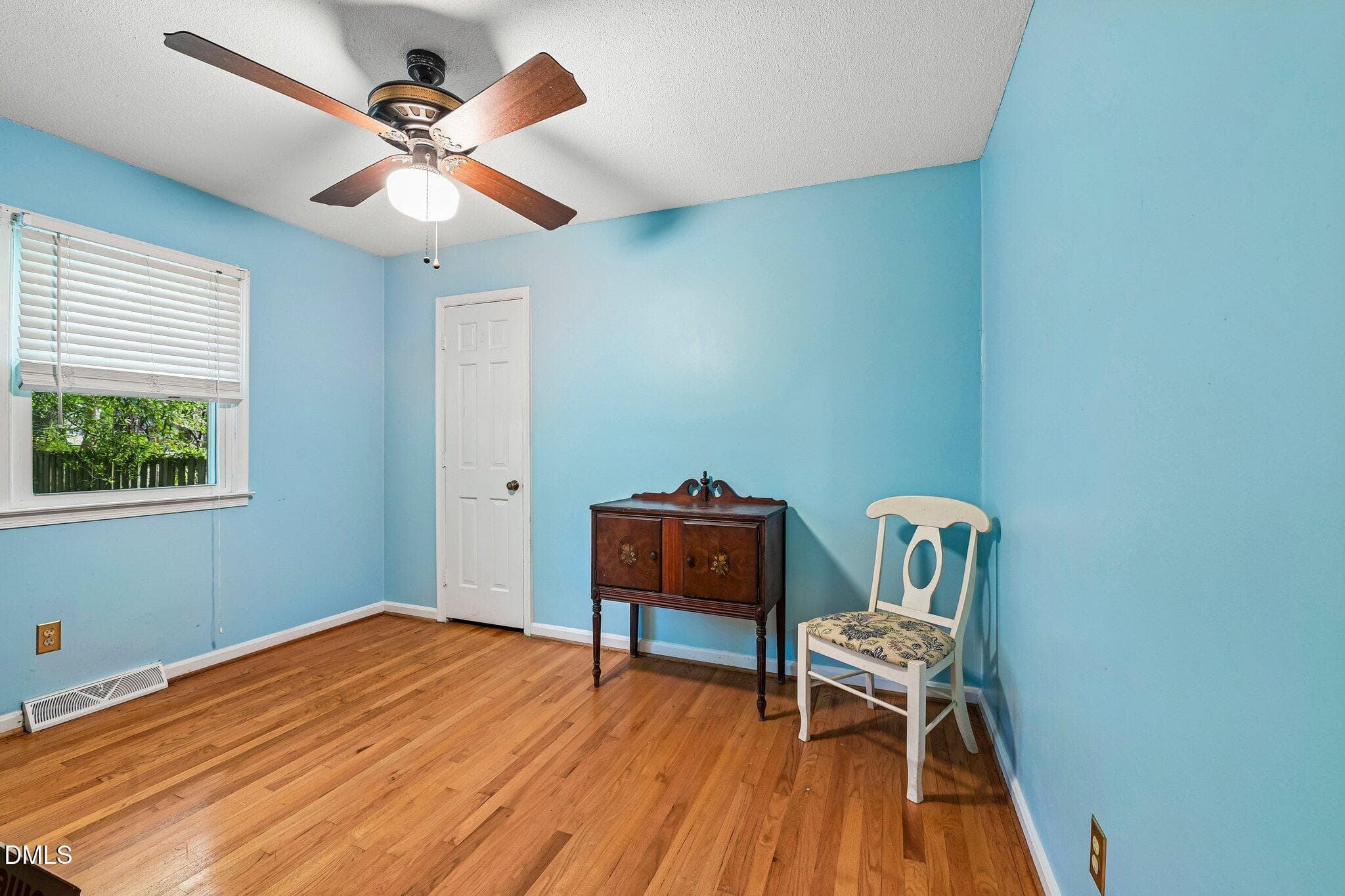 29-web-or-mls-Elberon Pl-S1308-029 - 1421 Elberon Place, Raleigh, NC 27609, Raleigh