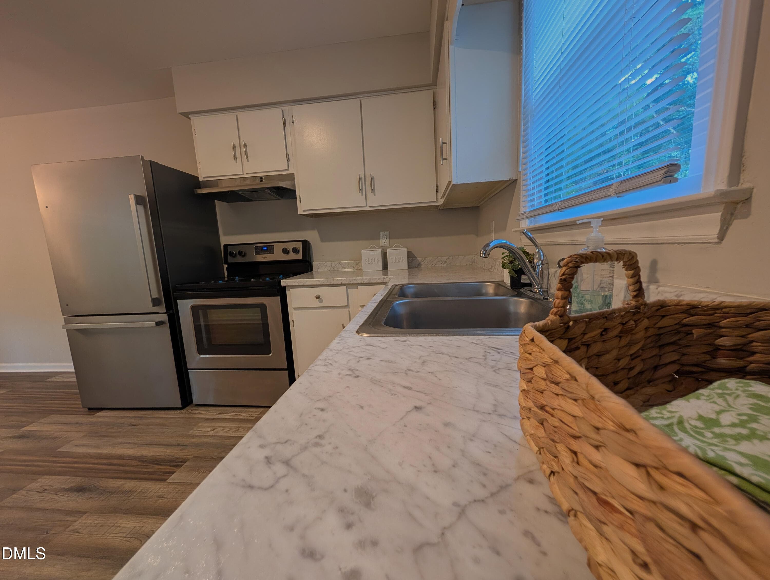 Kitchen - 118 E Mciver Street, Zebulon, NC 27597