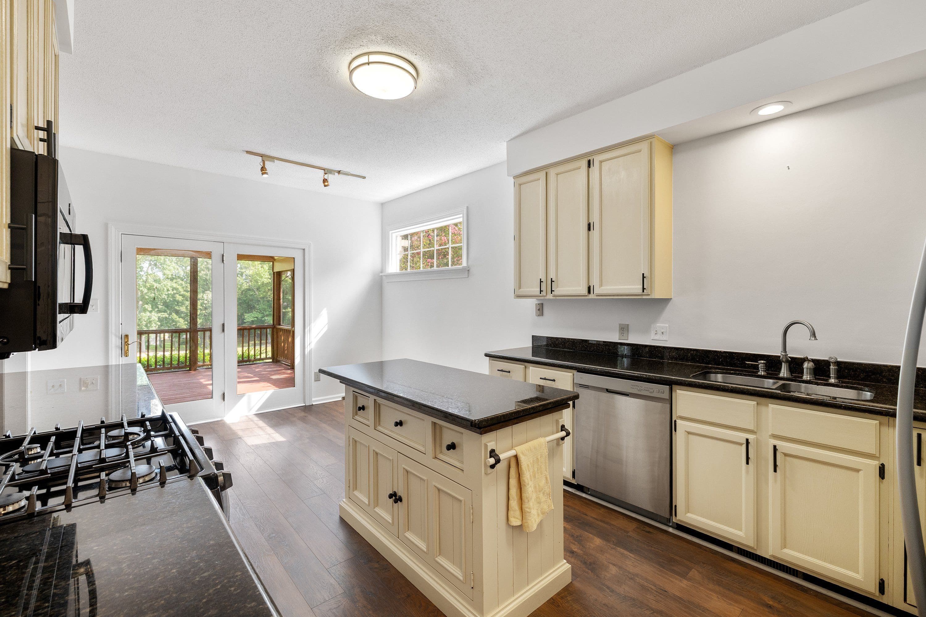 30-4933 Harbour Towne Dr_8104.jpg - 4933 Harbour Towne Drive, Raleigh, NC 27604, Raleigh