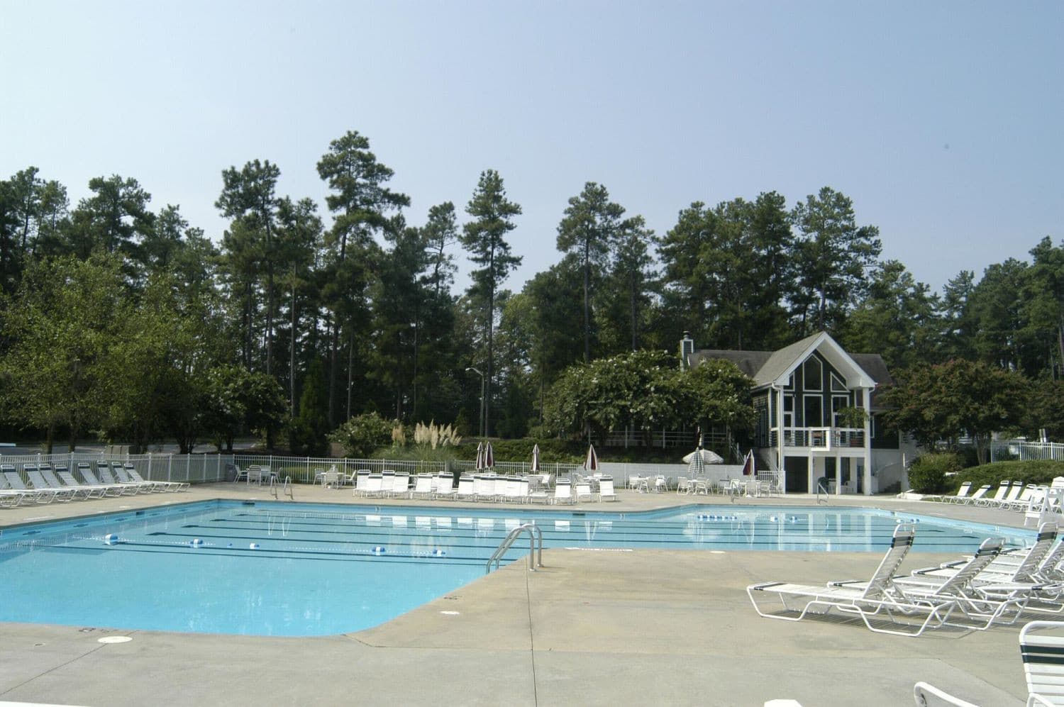 hedingham pool2.jpg - 4933 Harbour Towne Drive, Raleigh, NC 27604, Raleigh