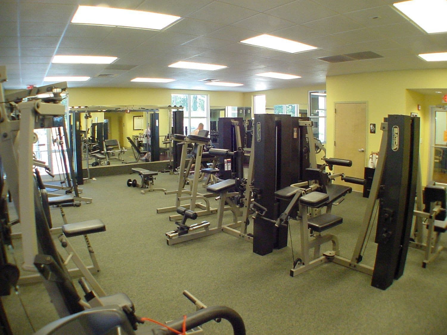 hedingham gym.jpg - 4933 Harbour Towne Drive, Raleigh, NC 27604, Raleigh