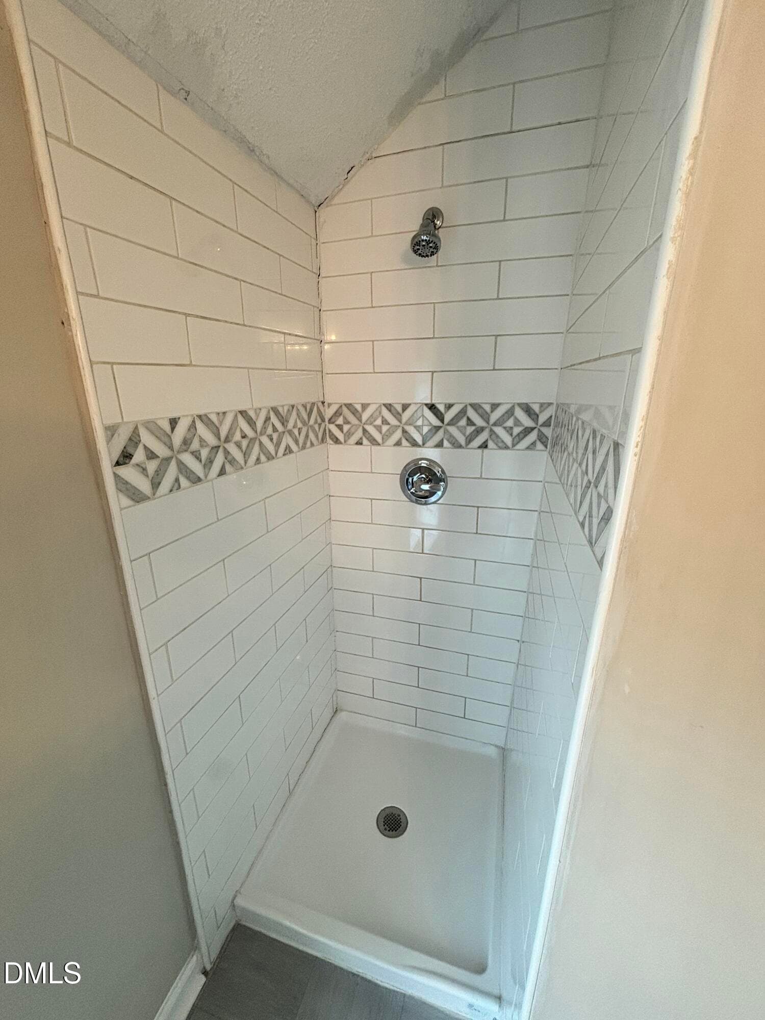 1000077484 - 1310 Oakwood Avenue, Raleigh, NC 27610, Raleigh