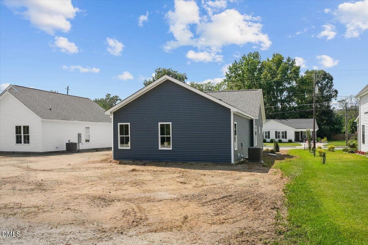 10-304 S Sycamore St-10 - 304 S Sycamore Street, Fremont, NC 27830, Fremont