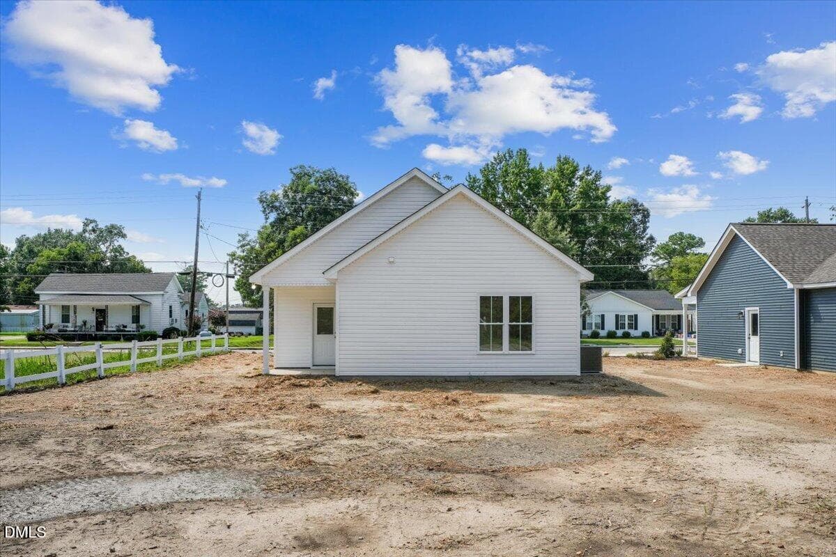 10-306 S Sycamore St-10 - 306 S Sycamore Street, Fremont, NC 27830, Fremont