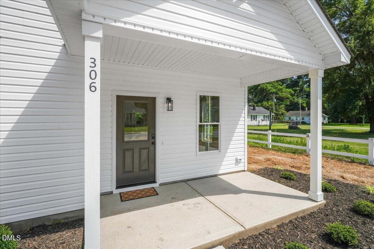 05-306 S Sycamore St-5 - 306 S Sycamore Street, Fremont, NC 27830, Fremont