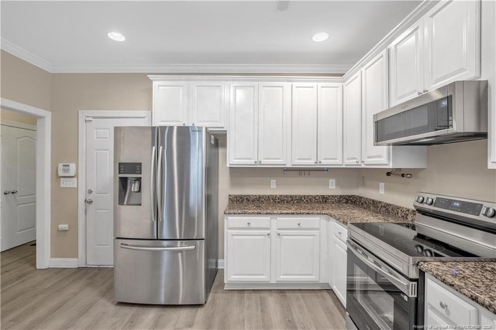 Kitchen - 913 Cora Lee Drive, Fayetteville, NC 28303, Fayetteville