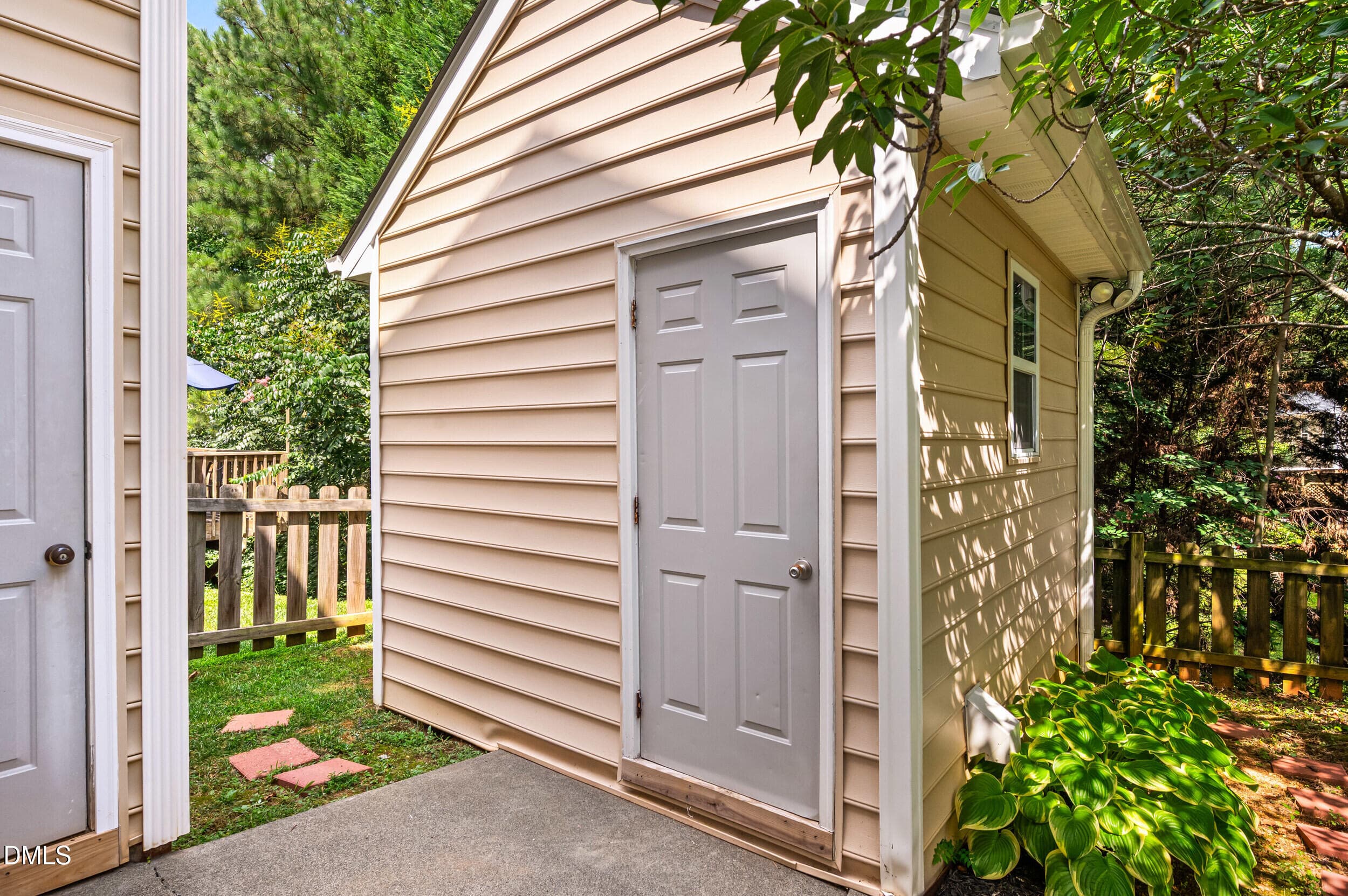 Separate structure - 4916 Morning Edge Drive, Raleigh, NC 27613, Raleigh