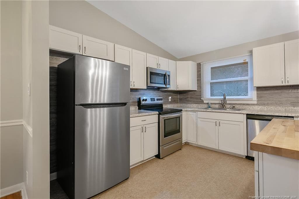 Photo 14 - 4442 Wellington Drive, Fayetteville, NC 28314, Fayetteville