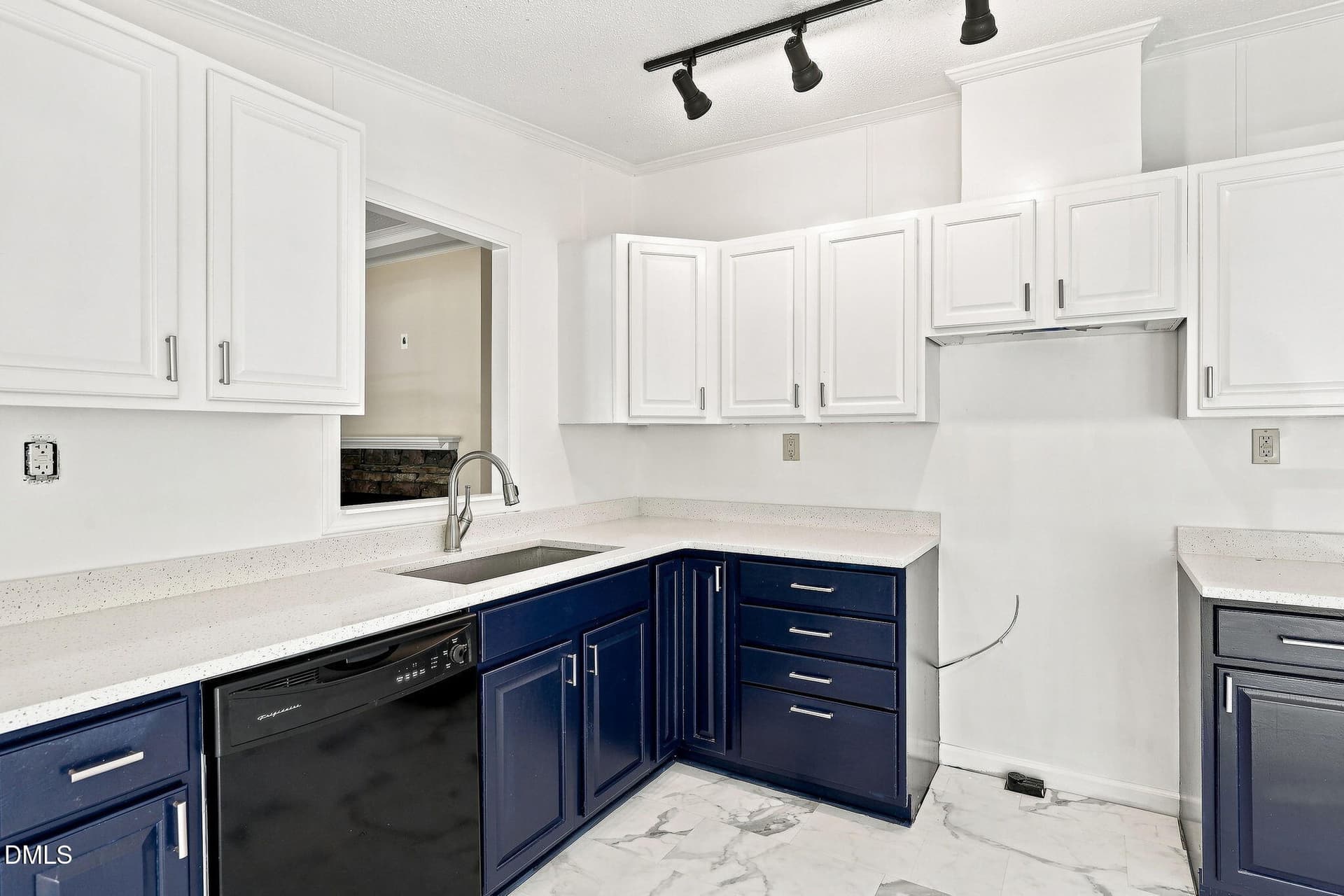 12_beyc6a7b6bc16dfd9 - 135 Virginia Lane, Cameron, NC 28326