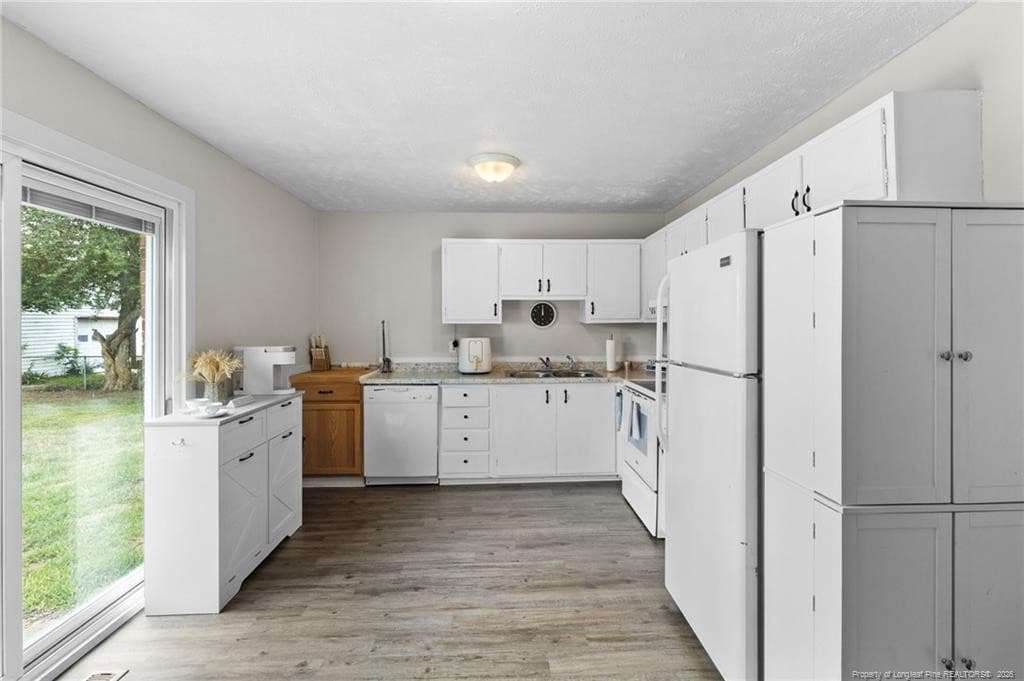 Photo 6 - 1705 Grandview Drive, Fayetteville, NC 28314, Fayetteville