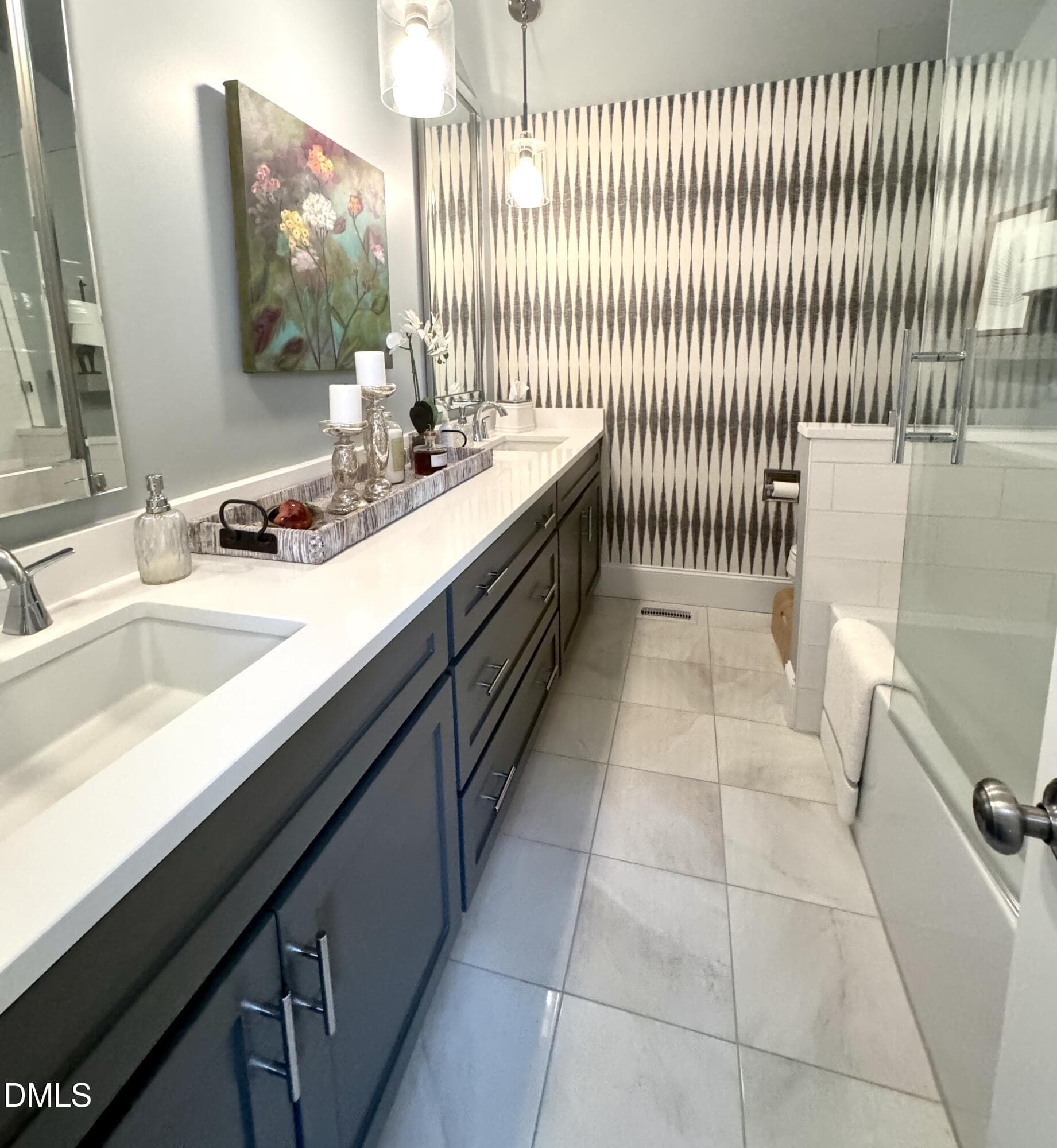 Upstairs Bath - 1401 Old Trinity Circle, Raleigh, NC 27607, Raleigh