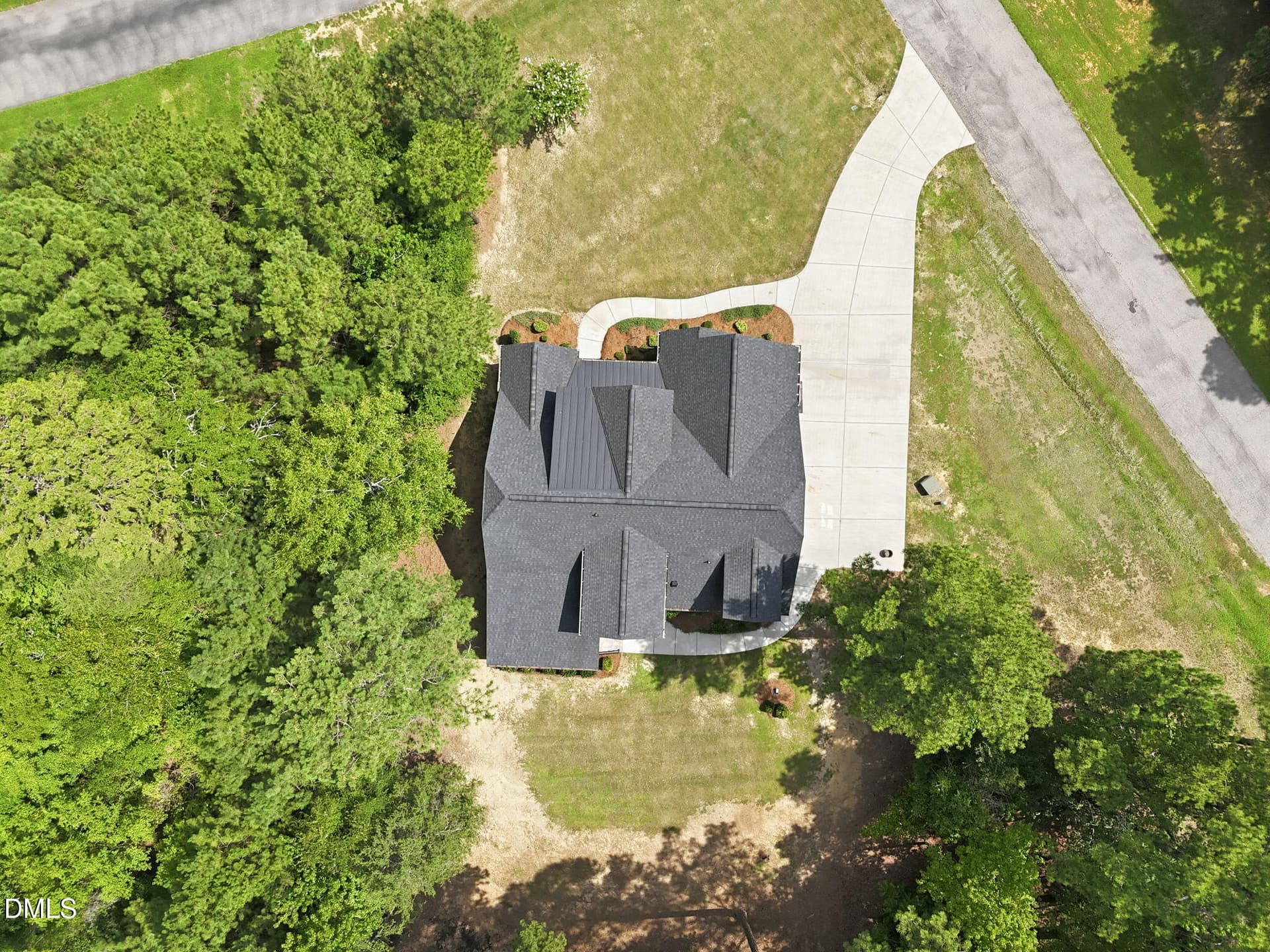 7-web-or-mls-DJI_20260813144625_0088_D - 28 Tyler Court, Henderson, NC 27537