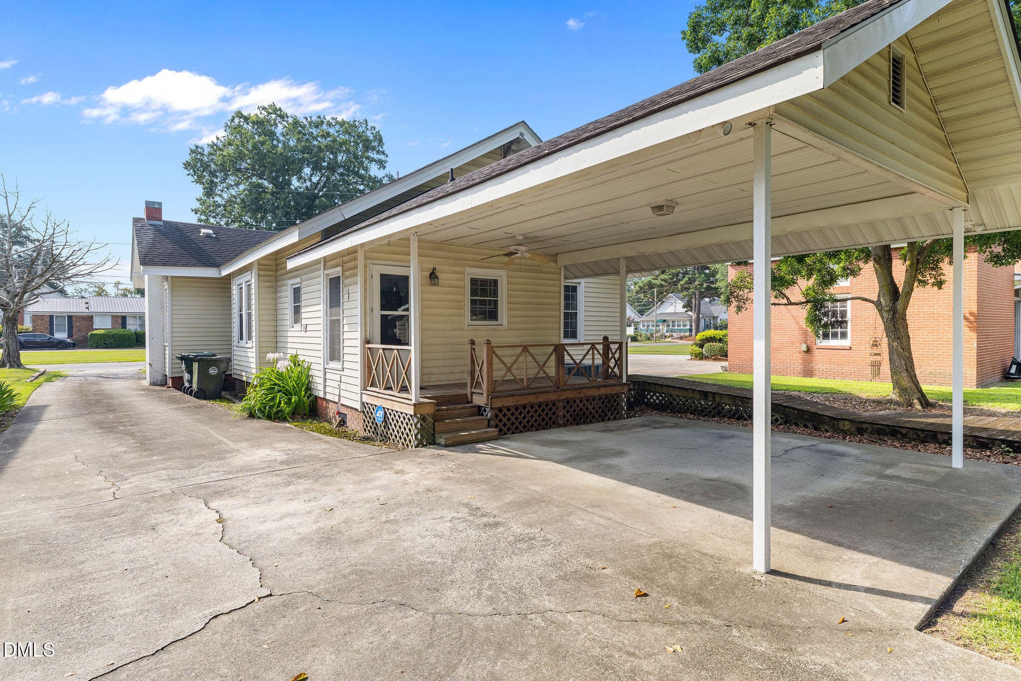 Attached Carport - 313 N Breazeale Avenue, Mount Olive, NC 28365, Mount Olive