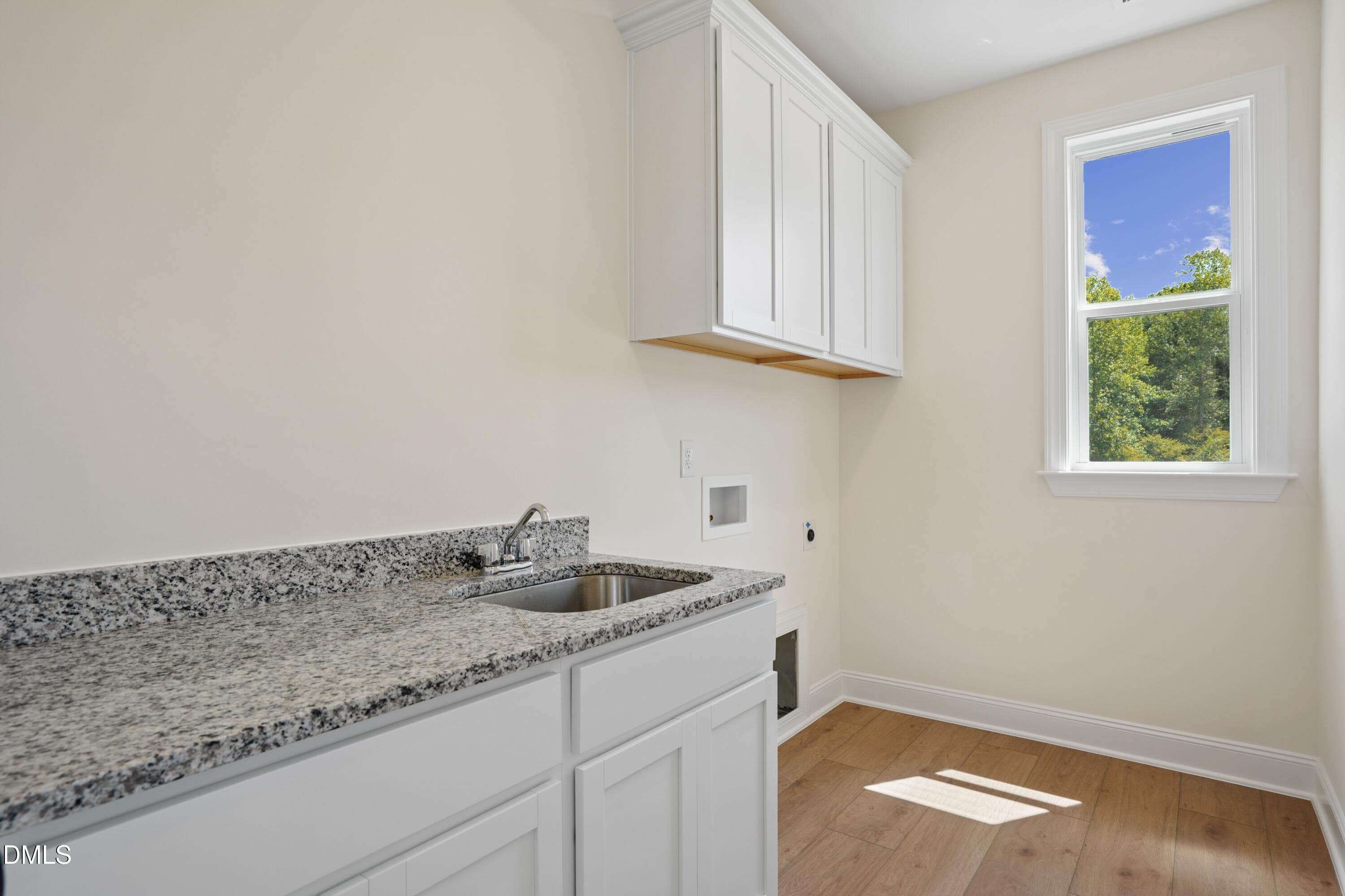 19-Laundry - 7201 Blue Run Lane 10, Raleigh, NC 27604, Raleigh