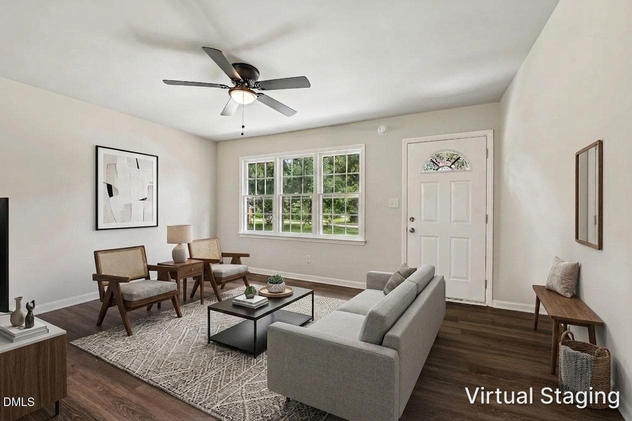 VS - Living Room - 7724 Roberts Road, Wendell, NC 27591